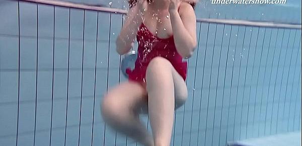  Fat teen underwater shows her bouncing body